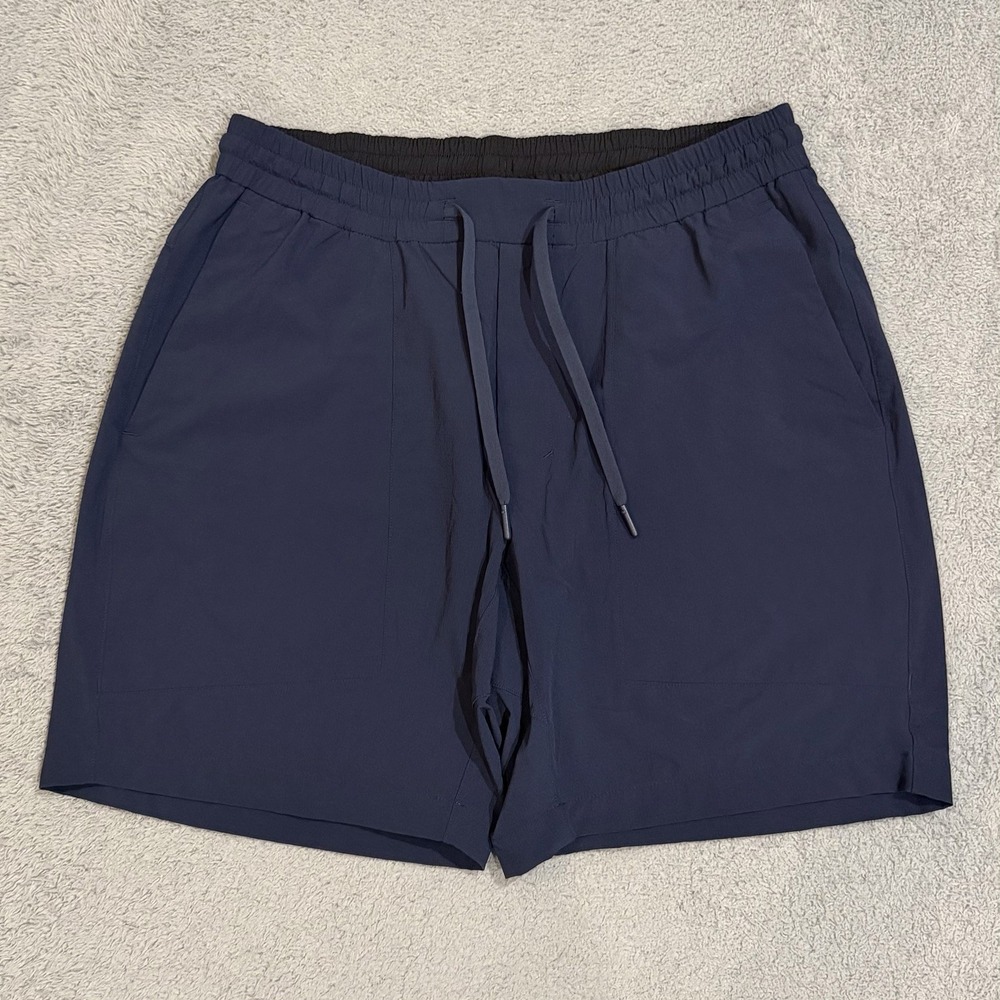 Lululemon Bowline Shorts Men's Large Dark Blue 8'' Inseam Drawstring LM7ARQS